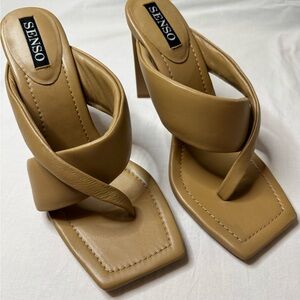 Senso women’s size 41 Sofie heeled sandals Tan square toe designed in Australia